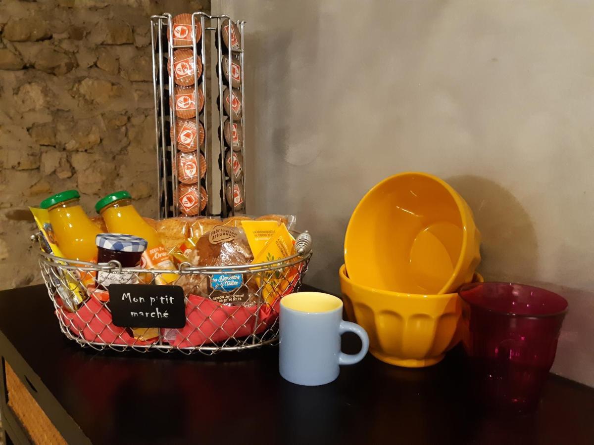 Gite, Jacuzzi & Vin Au Grenier De Madiran Exterior photo