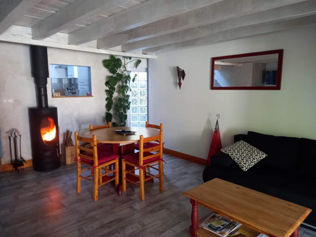 Gite, Jacuzzi & Vin Au Grenier De Madiran Exterior photo